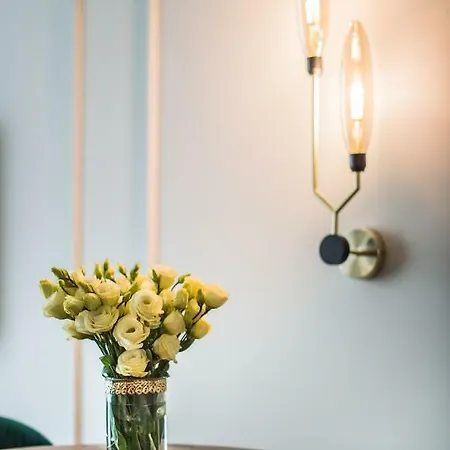 Apartment Brand New In Old Town By Hostlovers *