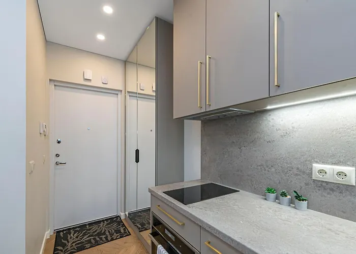 Brand New In Old Town By Hostlovers Apartment