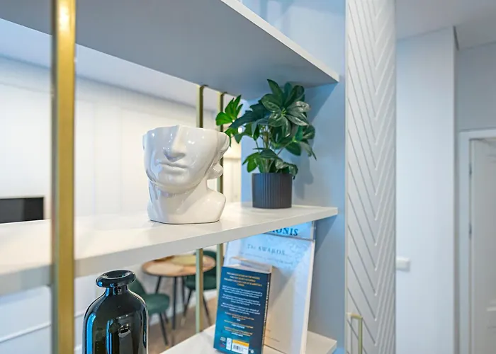 Apartment Brand New In Old Town By Hostlovers *